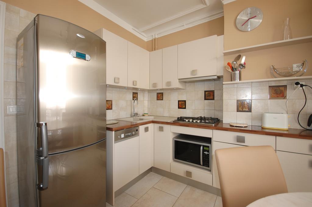 Two-Bedroom Apartment Champs-Elysees باريس المظهر الخارجي الصورة